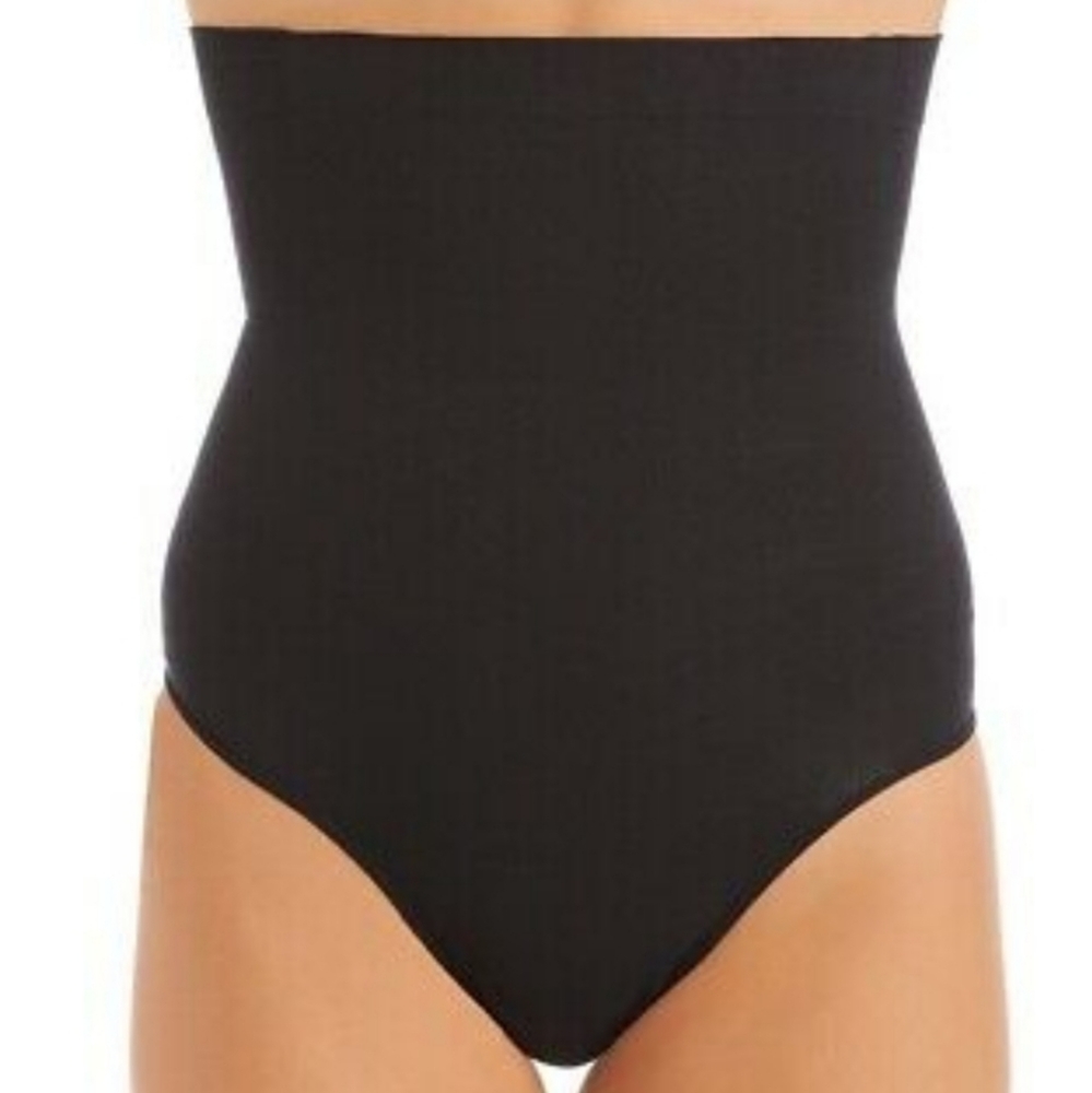 NWT Body Wrap  The Pin Thin High Waist Thong in Wh